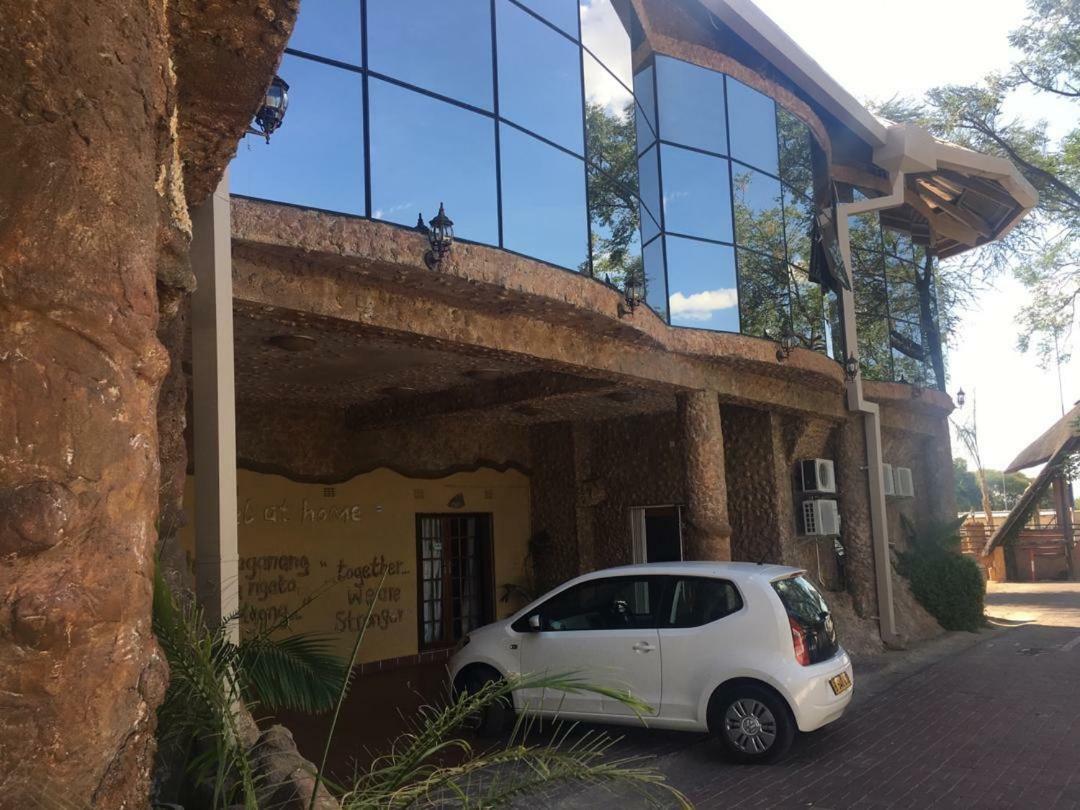 African Home Hotel Gaborone Exteriér fotografie