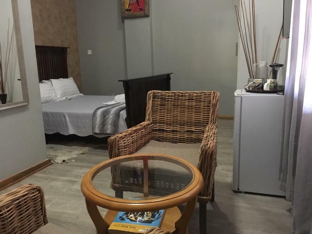 African Home Hotel Gaborone Exteriér fotografie
